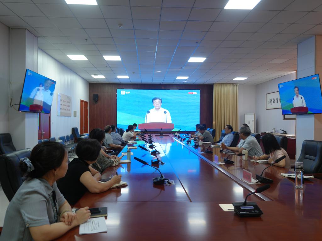 校地同心育新人 青春筑梦更好潍坊——我校组织师生收看潍坊市2026级大学生集体开学典礼-潍坊食品科技职业学院